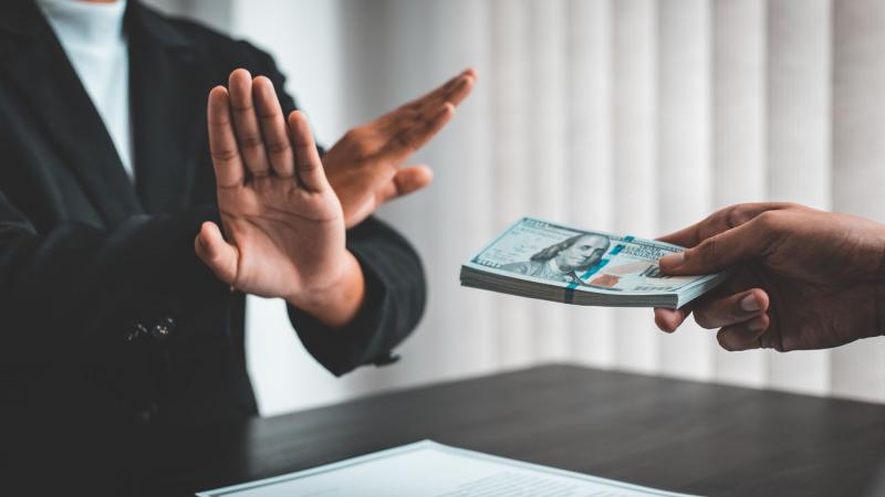 ISO 37001 e ISO/IEC 27017: como as novas normas ajudam a proteger sua empresa contra corrupção e ataques digitais