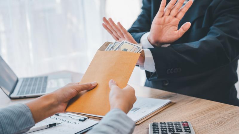 Integridade nas contratações públicas: Como a ISO 37001 pode evitar escândalos e multas Integridade nas contratações públicas: Como a ISO 37001 pode evitar escândalos e multas