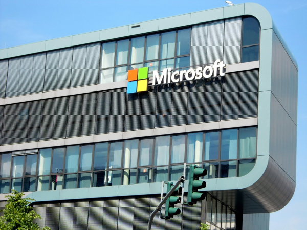 Microsoft lança patch para falha do Zerologon